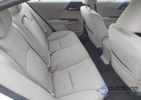 2017 Honda Accord Lx z USA, uszkodzony, nr VIN 1HGCR2F36HA268641